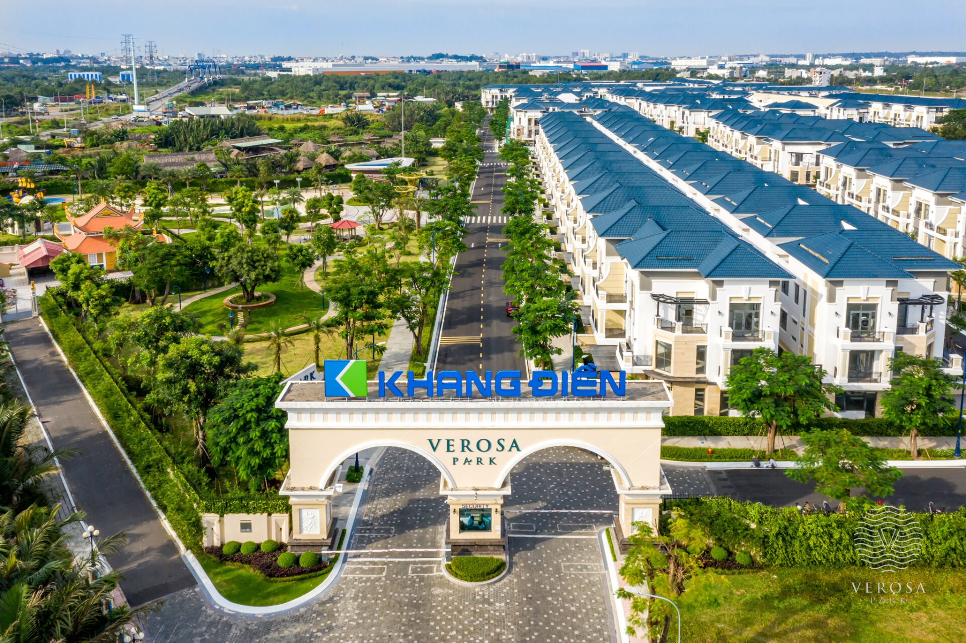 Hình ảnh thực tế dự án Nhà phố & Biệt thự Verosa Park, Quận 2.